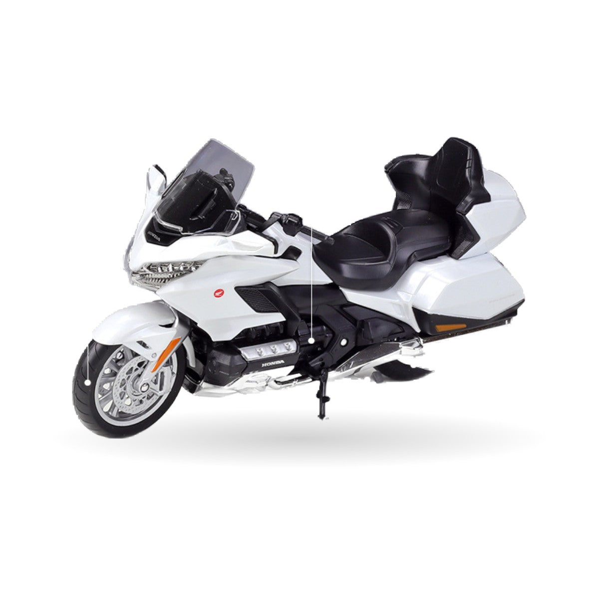 Honda Gold Wing (2020) die-cast model, detail view 1
