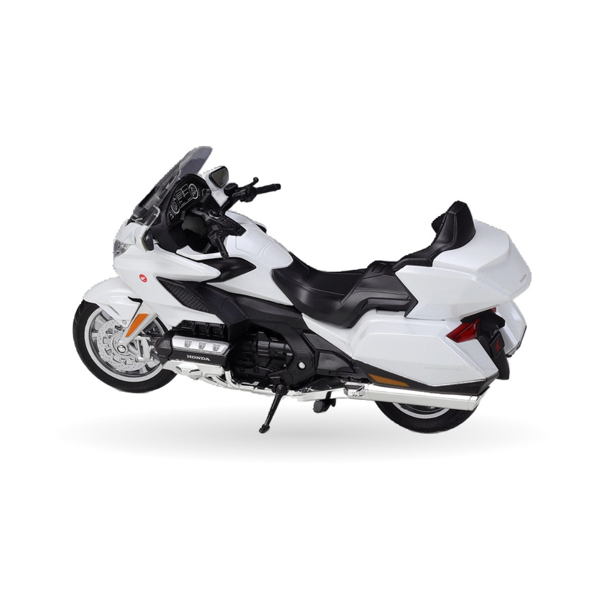 Honda Gold Wing (2020) die-cast model, detail view 2