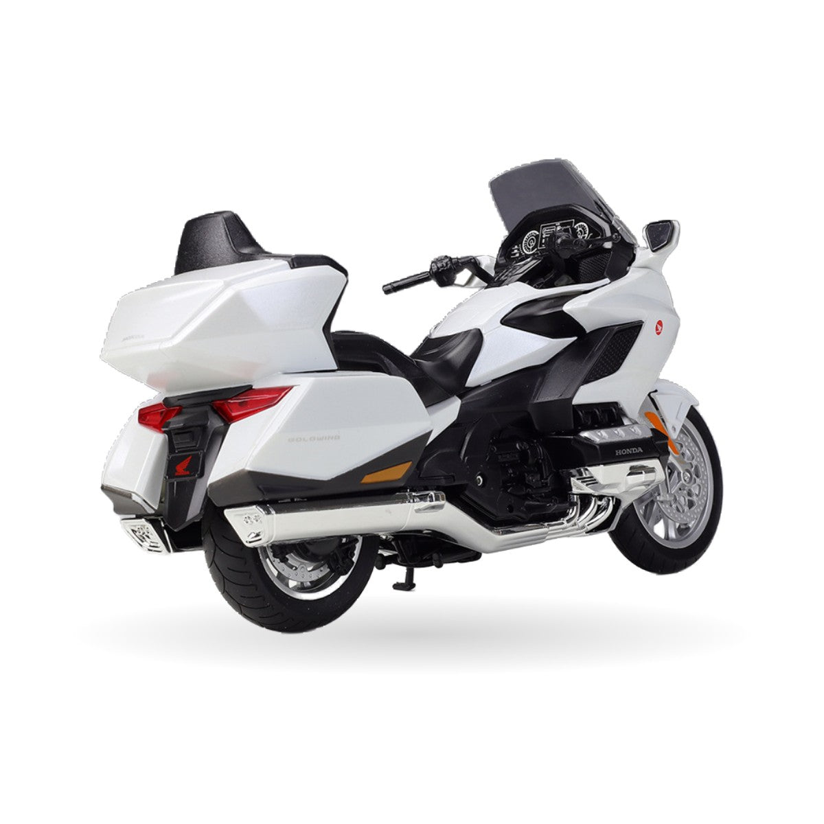 Honda Gold Wing (2020) die-cast model, detail view 3