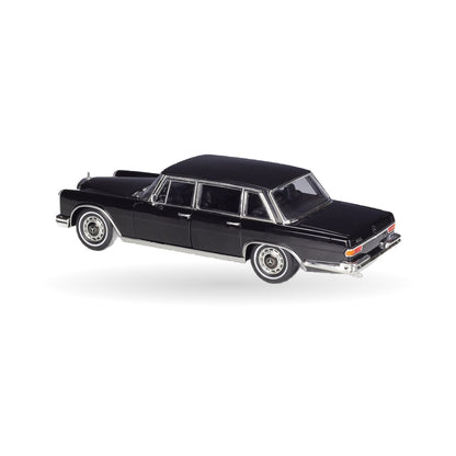 1963 Mercedes-Benz 600 die-cast model, detail view 2