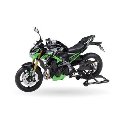 Kawasaki Z900 SE (2024) die-cast model, detail view 3