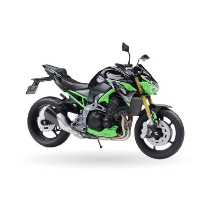 Kawasaki Z900 SE (2024) die-cast model, detail view 4