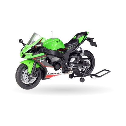 Kawasaki Ninja ZX-10R (2021) die-cast model, detail view 1