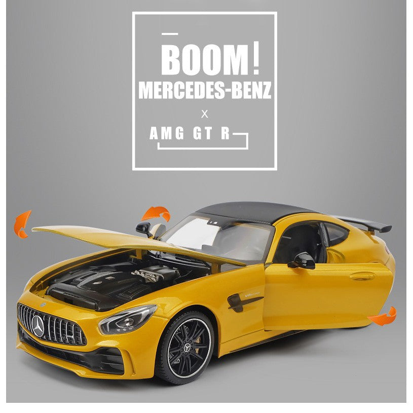 1:24 Mercedes-Benz AMG GTR