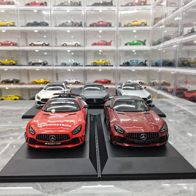 1:18 2021 Mercedes-Benz GTR AMG MERCEDES GT63 diecasts simulation alloy closed car model collection
